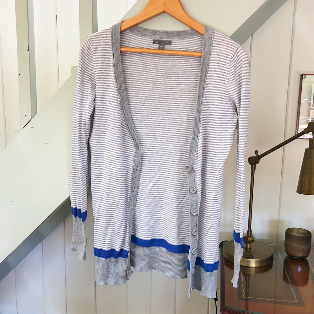 {GAP} striped cardigan